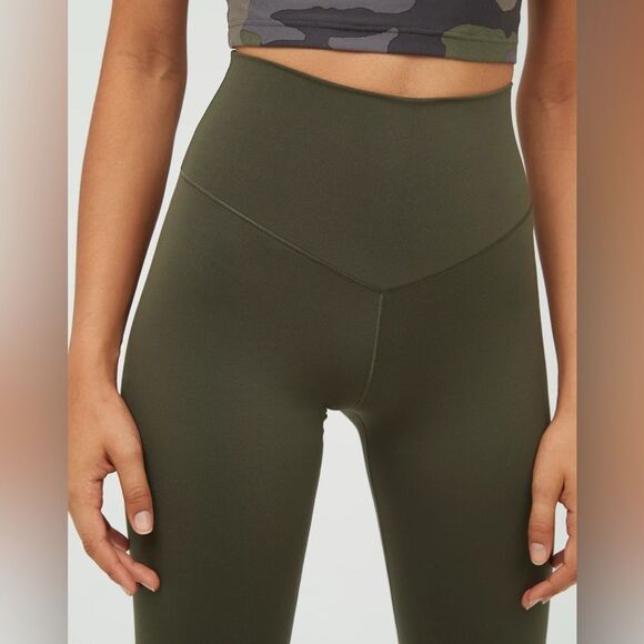 OFFLINE By Aerie Real Me High Waisted 7/8 Legging - Picture 2 of 6